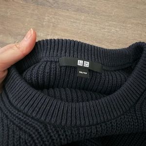 Uniqlo Sweater Vest (navy blue)